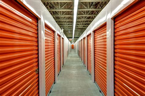 Rent Self Storage Units Online Here in Elgin